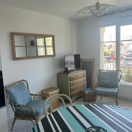 Cote Apartman Camiers